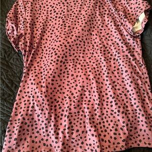 SHEIN Pink and Black Spotted Short Sleeve Top